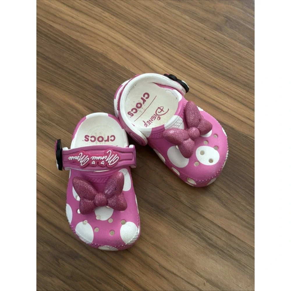 Crocs Disney Minnie Mouse Glitter Pink 4C Slip On Clogs Shoes VGC